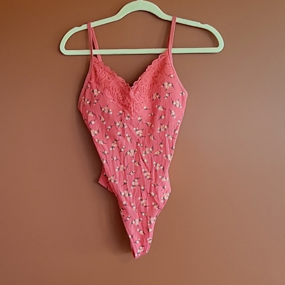 PINK red body suit size medium